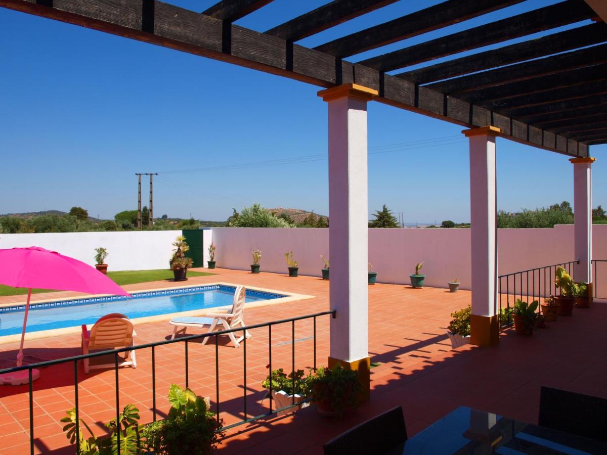Chalé Chafaris D'el Rei Elvas Exterior foto